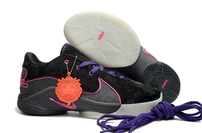 Men's Running weapon LeBron James 22 Black Shoes 131